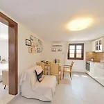 Center Penthouse - Medieval Town 10'- 2' Appartement