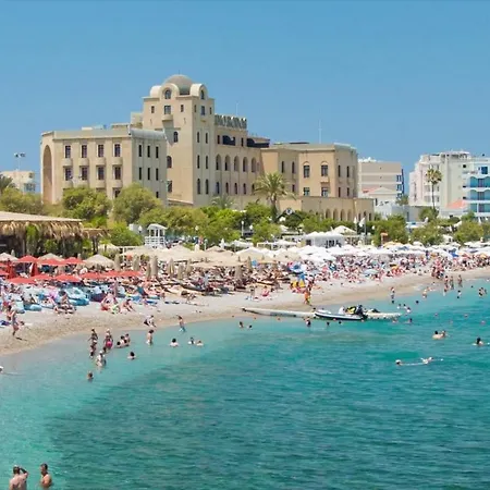 Center Penthouse - Medieval Town 10'- 2' *