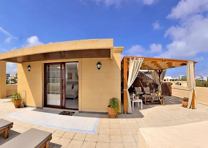 Apartman Center Penthouse - Medieval Town 10'- 2'