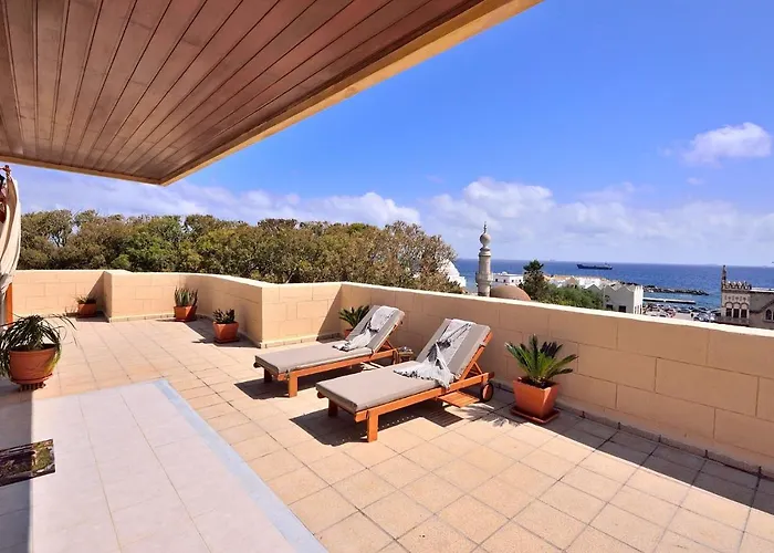 Appartement Center Penthouse - Medieval Town 10'- 2'